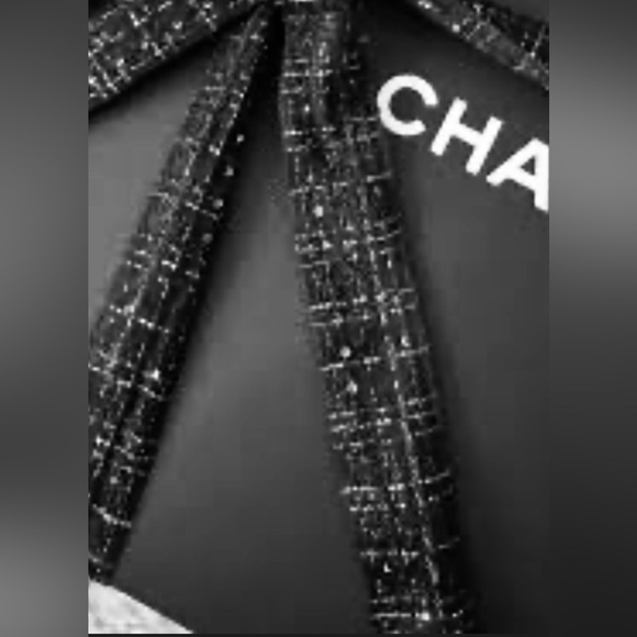 ASOS Accessories - ♥️ GIVEAWAY  ♥️Chanel Holiday Package